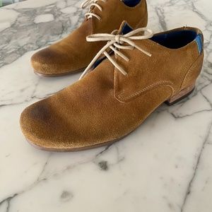 Fluevog BBC Radio suede oxfords, size 6.5